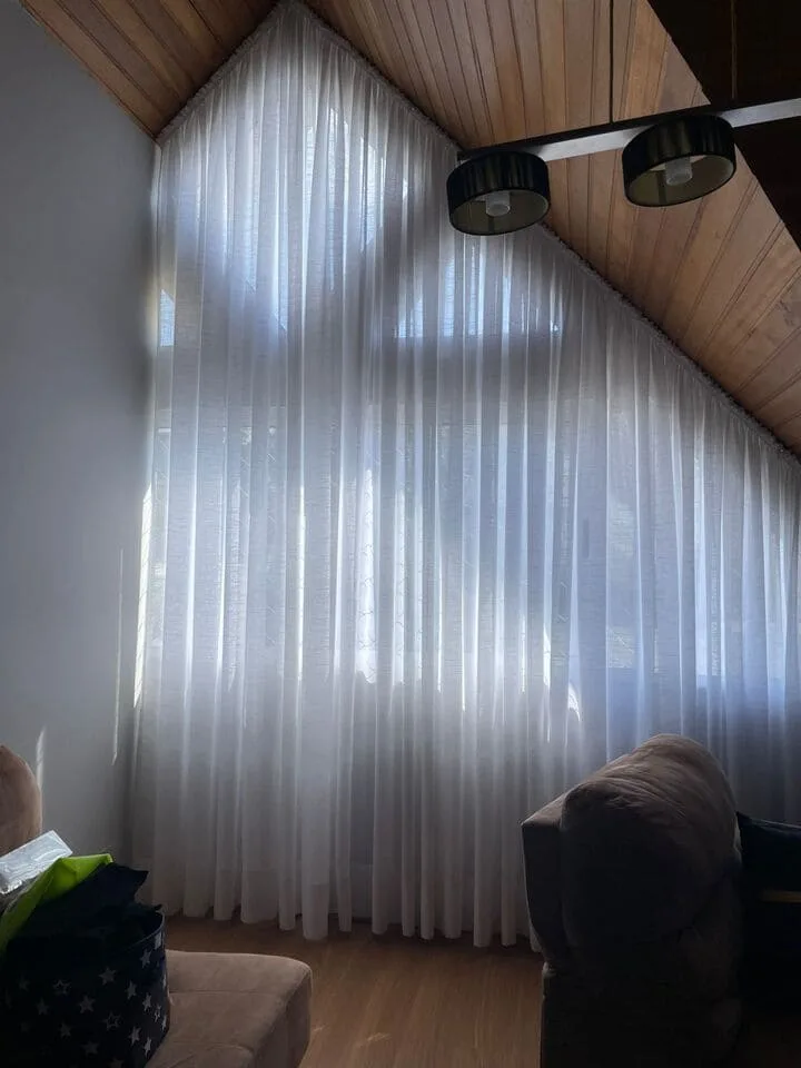 Cortinas Janela Ático Sala