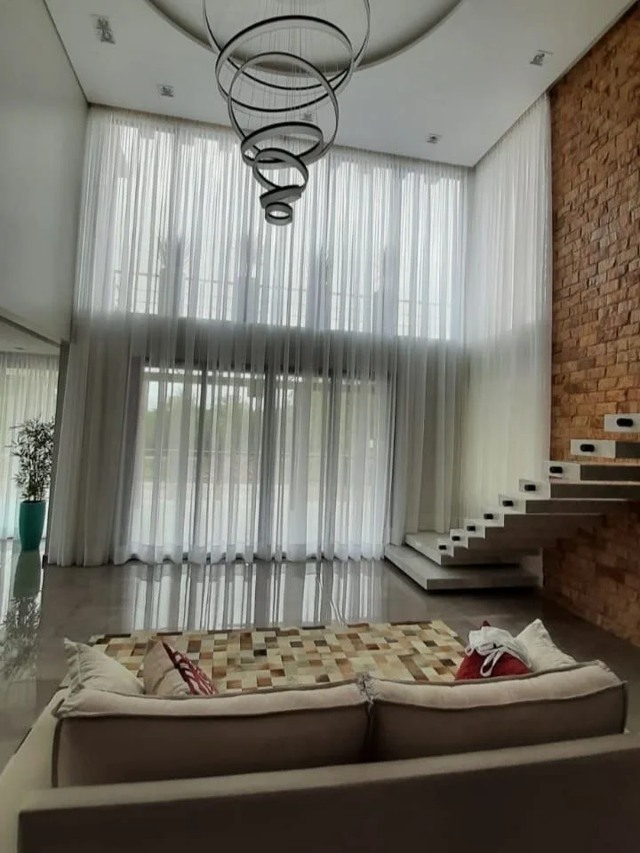 Cortinas Pé Direito Duplo Sala